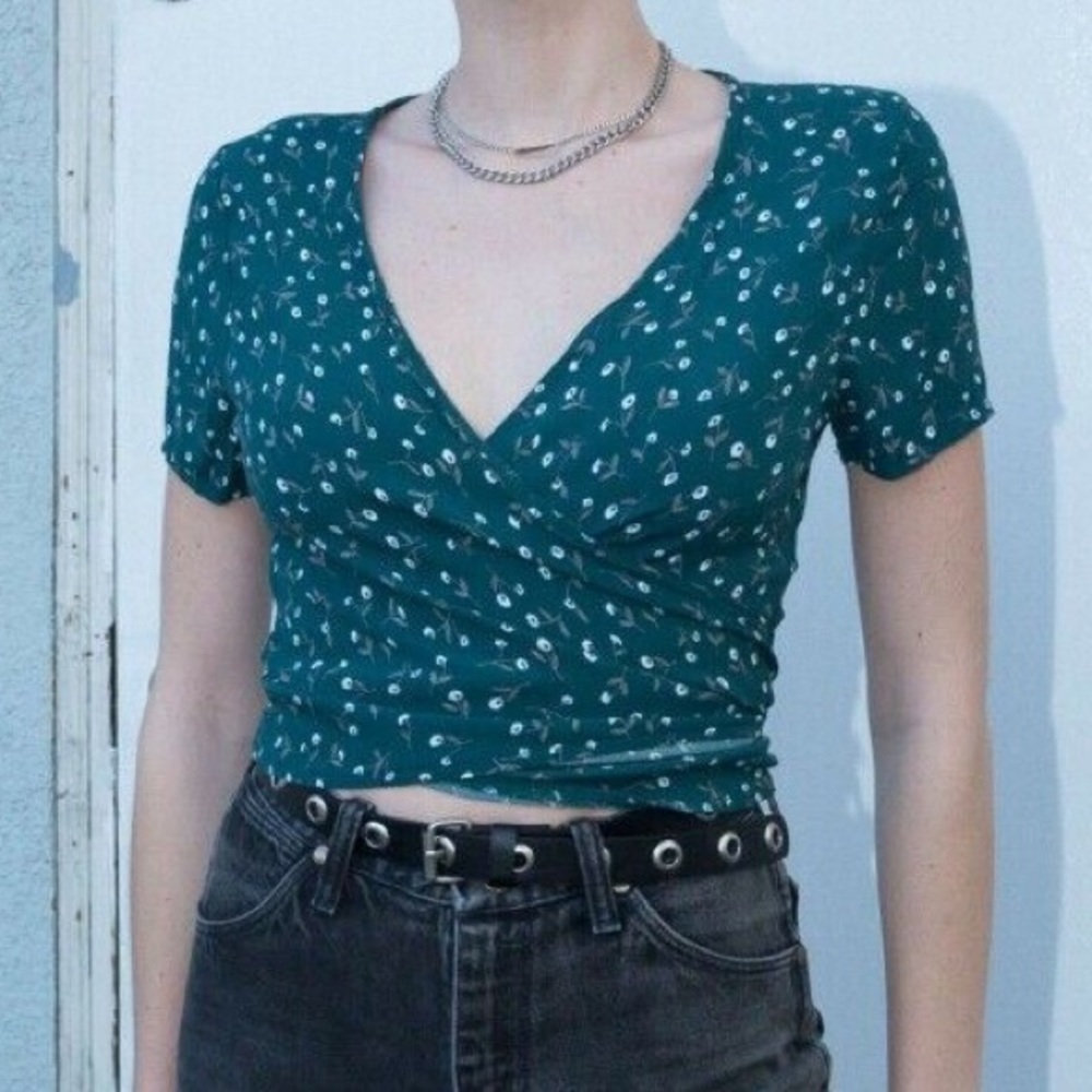 brandy melville flower rae top